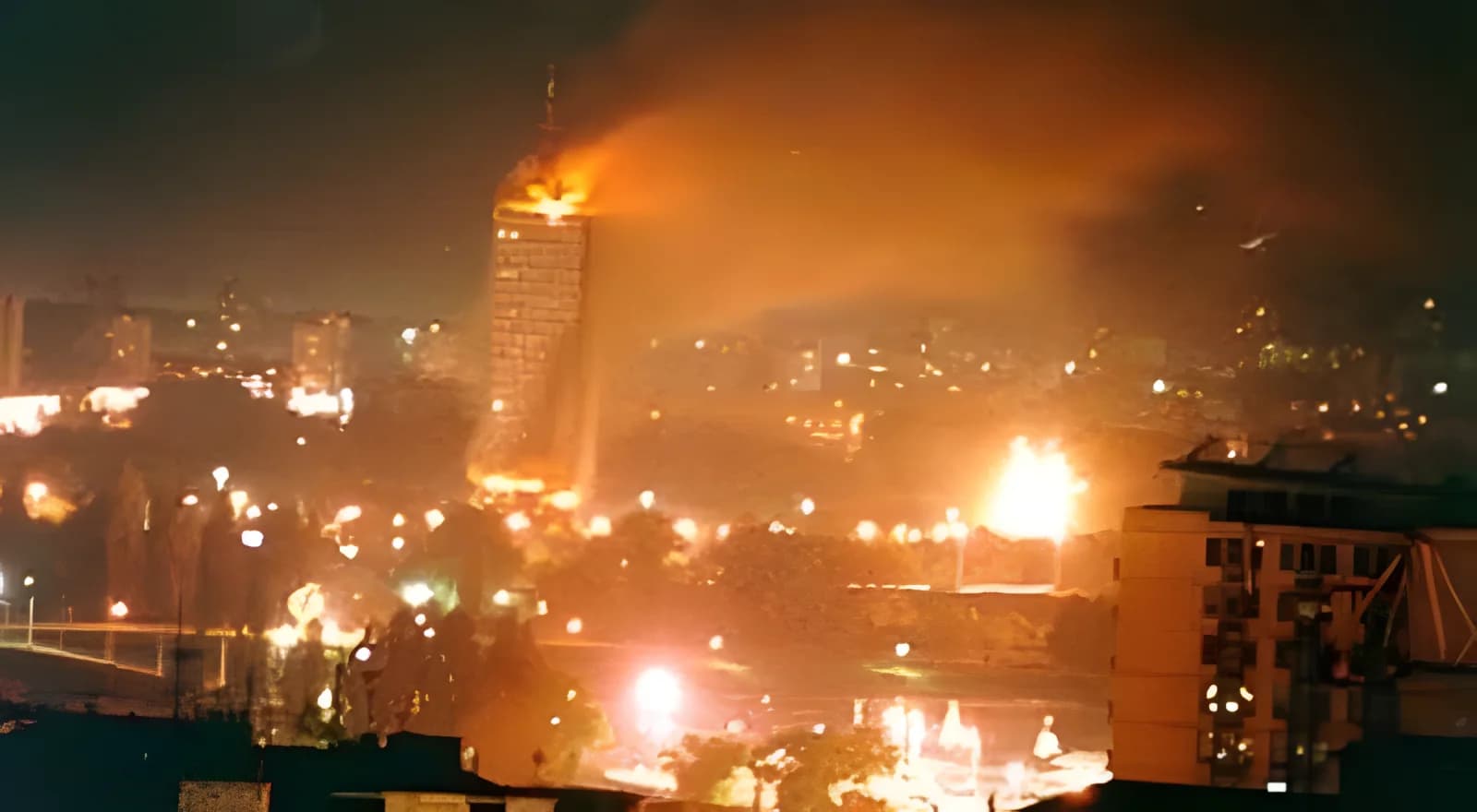Apie prezervatyvus ir Jugoslavijos bombardavimą
