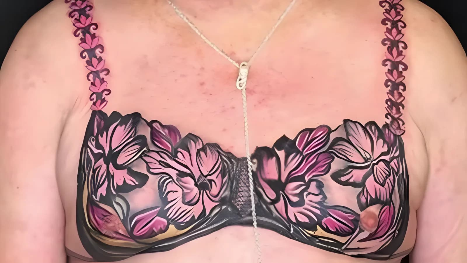 Vargas dėl tatuiruotės